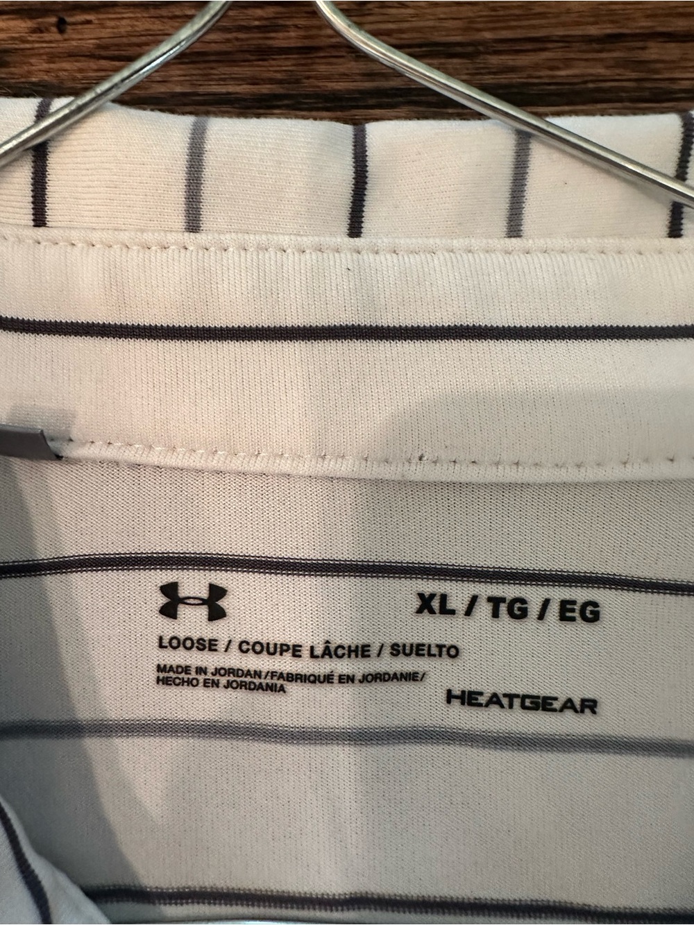 Under Armour Auburn Tigers HeatGear Striped Polo Size XL - Picture 7 of 7